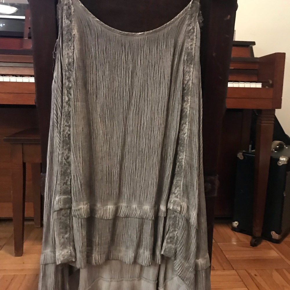 loose grey top